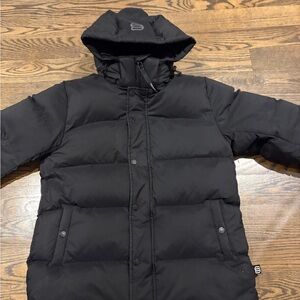 Aritzia Black Superpuff